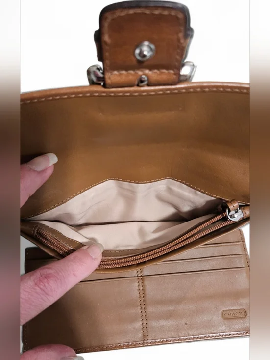 Coach SOHO 2005 Vintage Leather Shoulder Bag Set - Picture 9 of 11